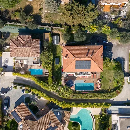 Βίλα Beautiful - Garden - Pool - Sea View Νίκαια